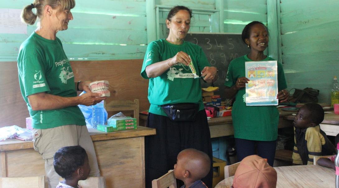Students volunteer on a Care Project before the start of their Projects Abroad French Language Course in Madagascar. While learning French in Madagascar, students also have the option to volunteer on a Care Project and teach children.